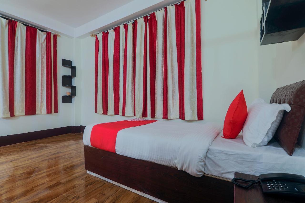 Oyo 18759 Nirvana Guest House Шиллонг Экстерьер фото
