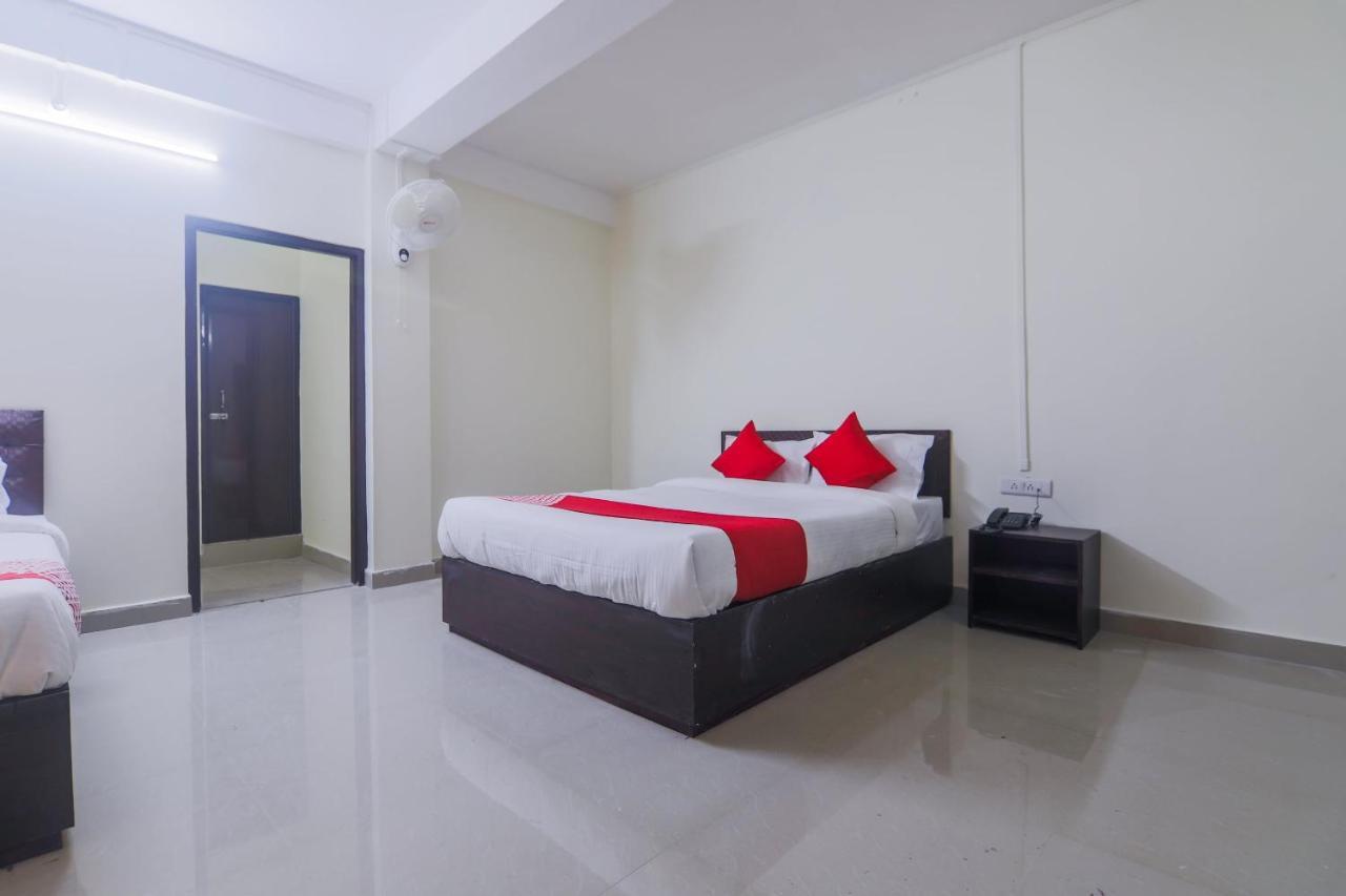 Oyo 18759 Nirvana Guest House Шиллонг Экстерьер фото