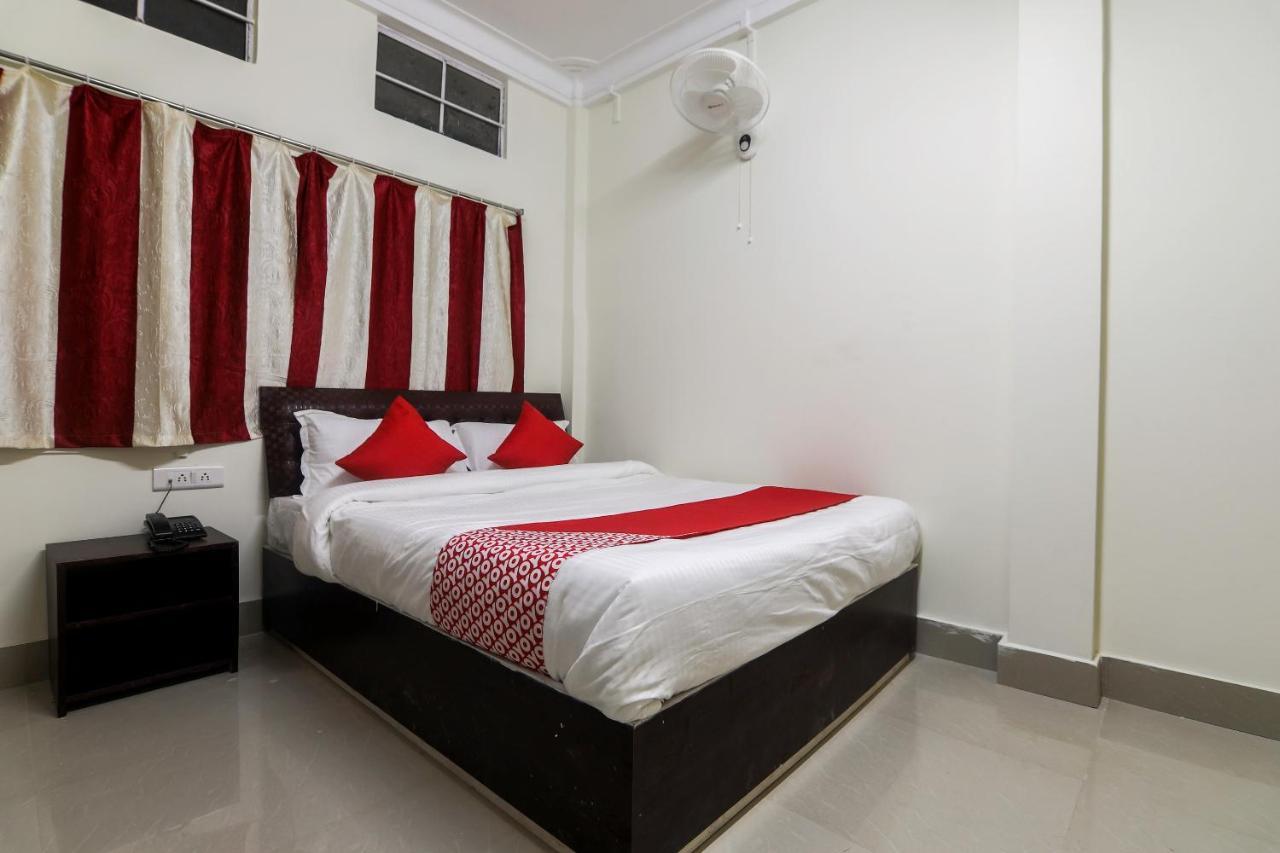 Oyo 18759 Nirvana Guest House Шиллонг Экстерьер фото